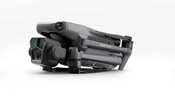 DJI Mavic 3 Pro Fly More Combo avec DJI RC Pro